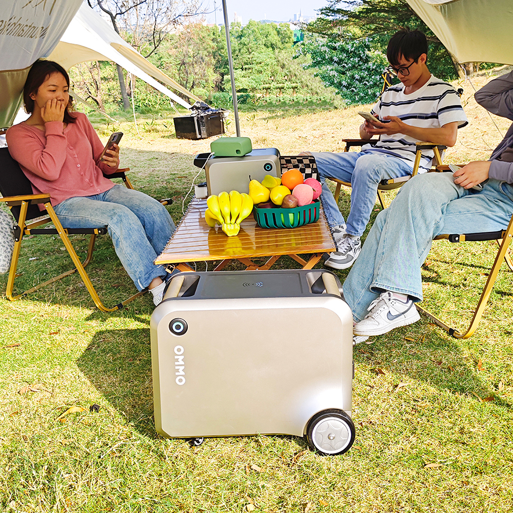 Product photo of Camping OMMO OM-2400 2400W portable power station Manufacturer by Dongguan OMMO Technology